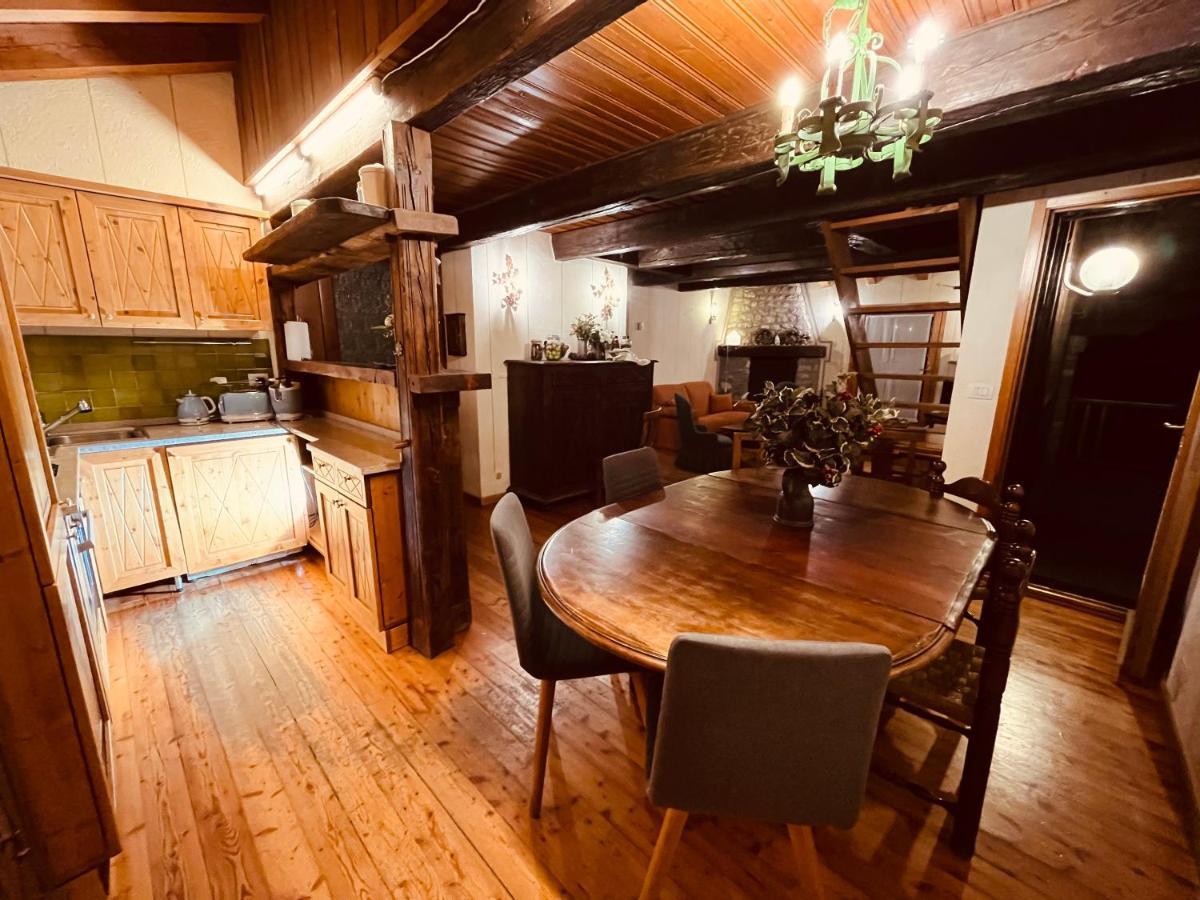 Chalet Blanc Coeur Sapin Courmayeur Eksteriør billede